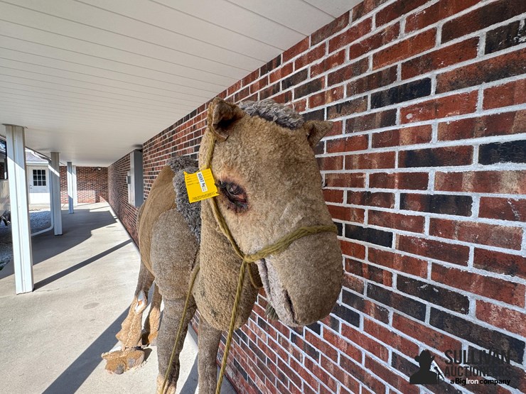 large-2-humped-stuffed-camel-image-5