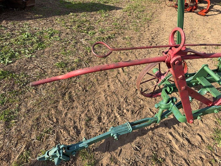 oliver-two-bottom-plow-image-7