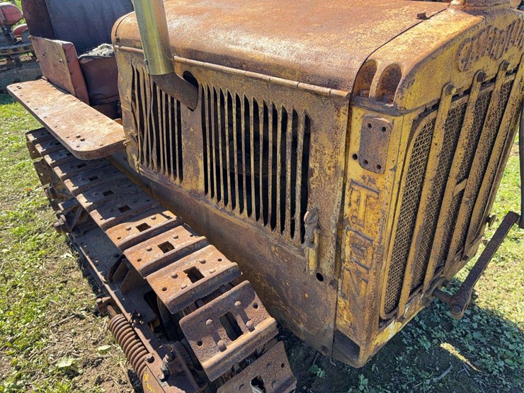 caterpillar-ten-image-10
