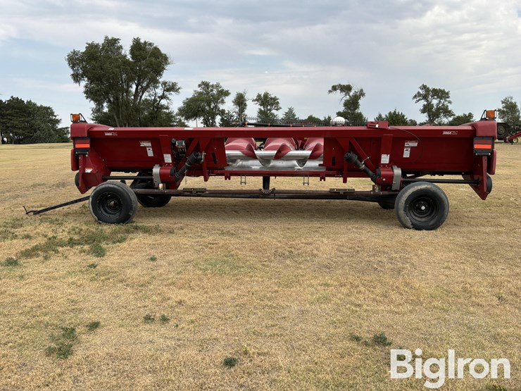 2011-case-ih-3208-30-converted-corn-head-to-row-crop-head-w/header-trailer-image-6