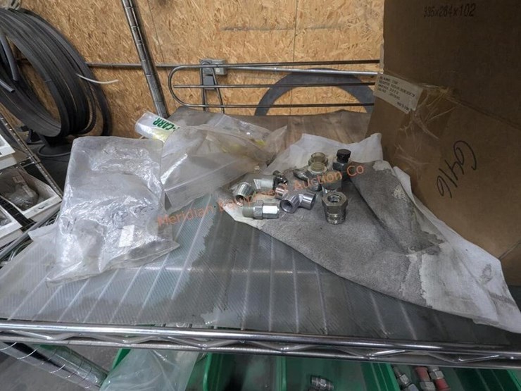 wire-rack-w/-assorted-shop-supplies-image-15