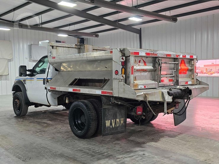2009-ford-f550-sd-image-4