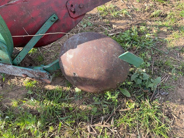 oliver-two-bottom-plow-image-14