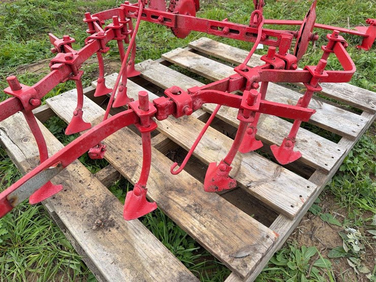 david-bradley-cultivator-image-8