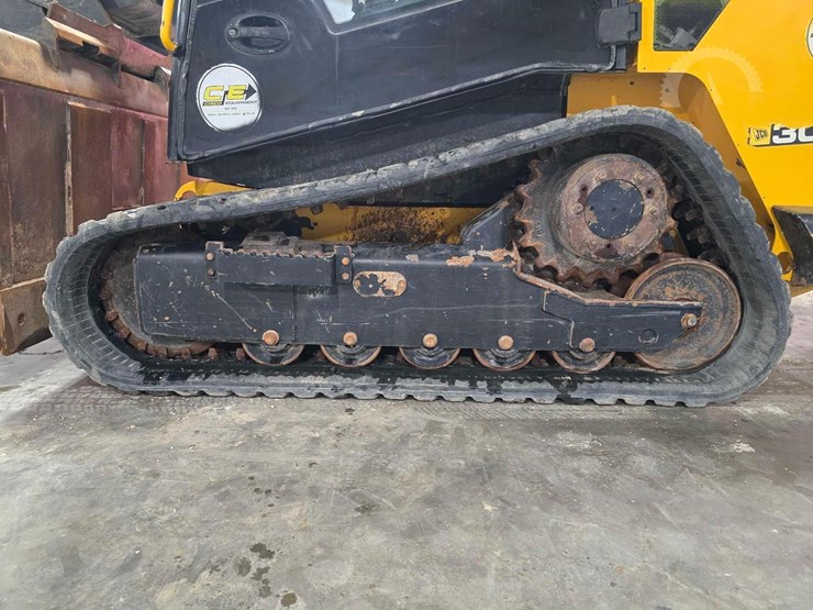 2020-jcb-300t-image-20