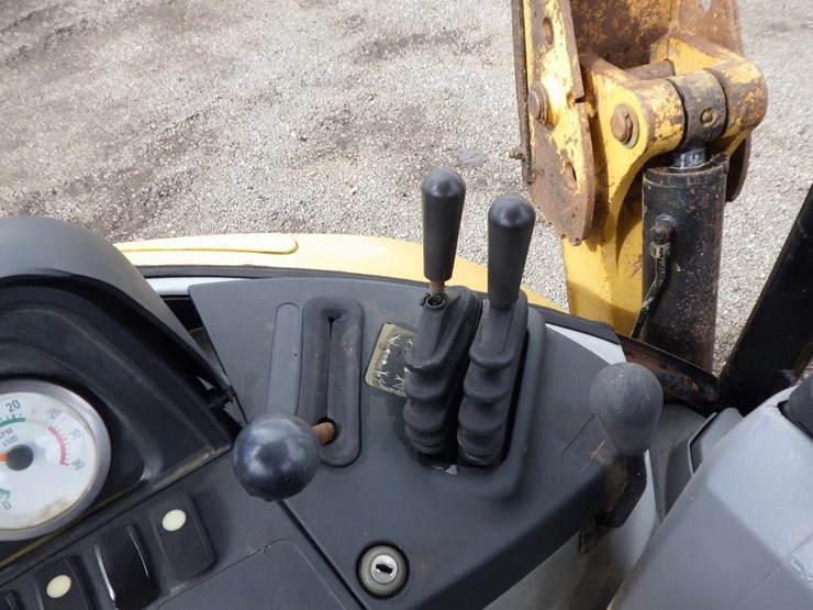 2008-caterpillar-420e-loader-backhoe-image-28