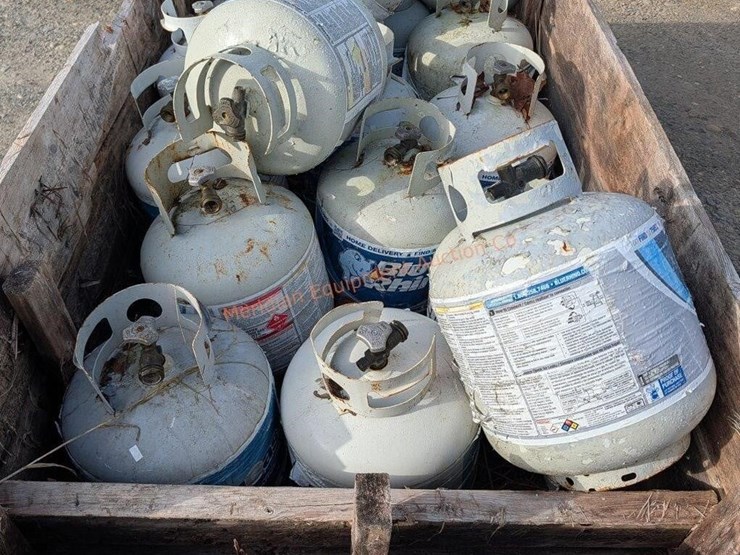 ~16--propane-tanks-image-5