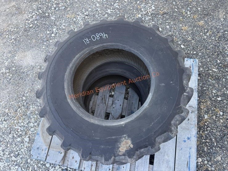 2--12-16.5-tires-image-10