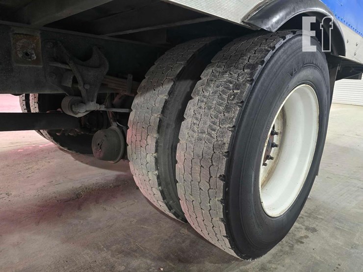 2013-international-durastar-4300-image-23
