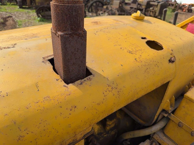 caterpillar-twenty-eight-image-13
