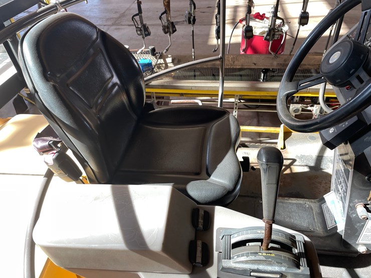 #1537-•-2010-volvo-dd70-vibratory-compactor-image-16