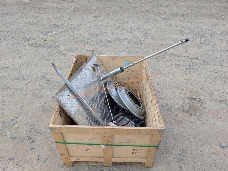 freight-truck-lot---see-description-image-11