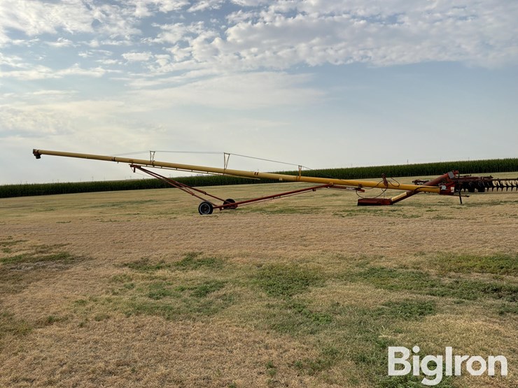 westfield-tr100-71-portable-auger-image-4