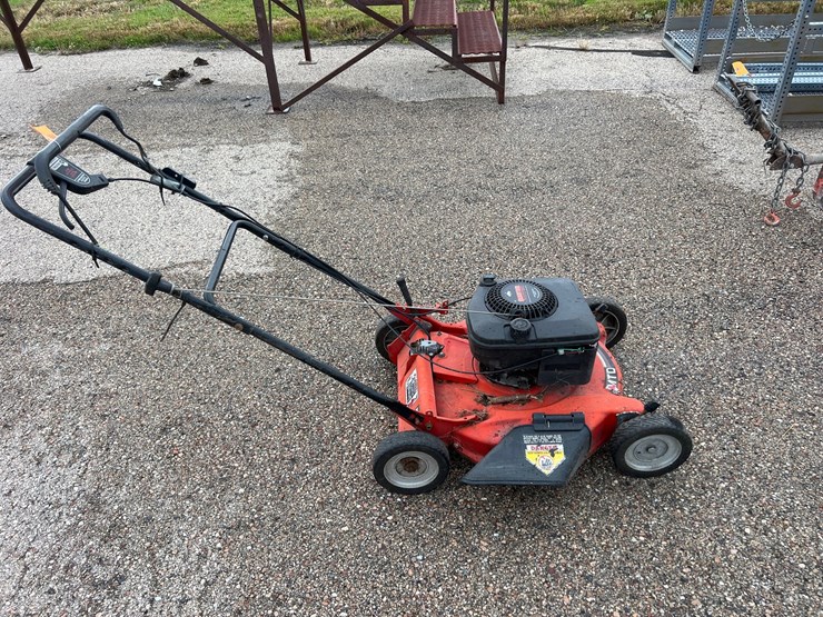 #2106-•-(1)-mtd-walk-behind-lawn-mower-with-briggs-&-stratton-quantum-power-engine-image-2