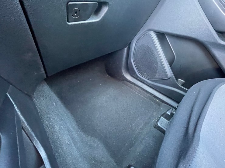 #1527-•-2022-ford-explorer-awd-suv-(has-wi-title)-image-8