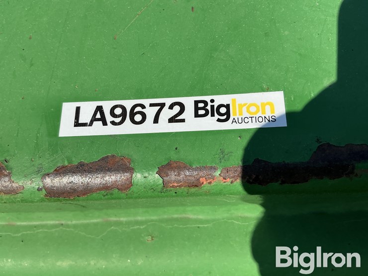 john-deere-8'-loader-bucket-image-16