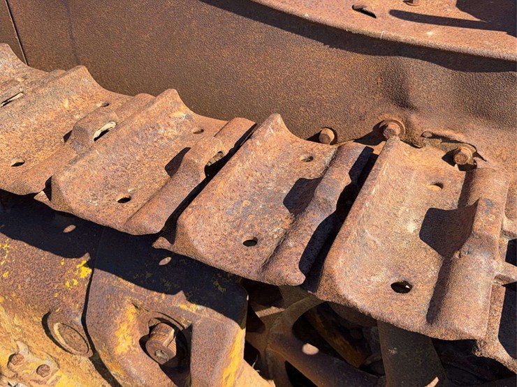 caterpillar-2-ton-image-29