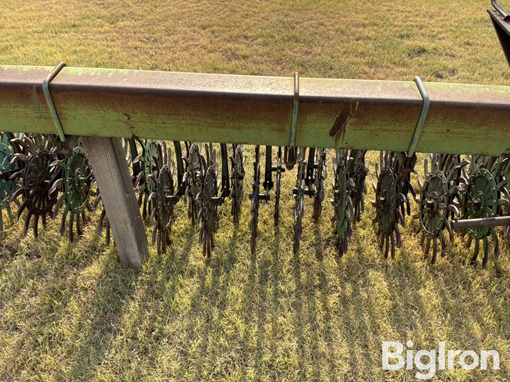 john-deere-400-3-pt-rotary-hoe-image-12