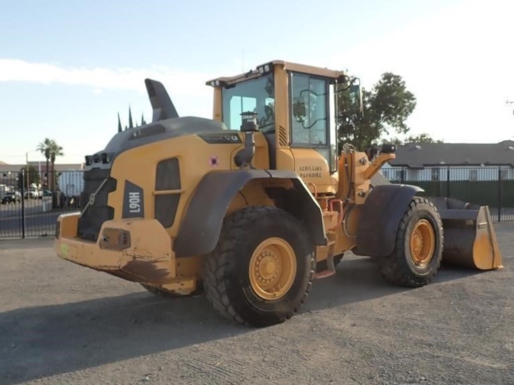 2018-volvo-l90h-wheel-loader-image-3