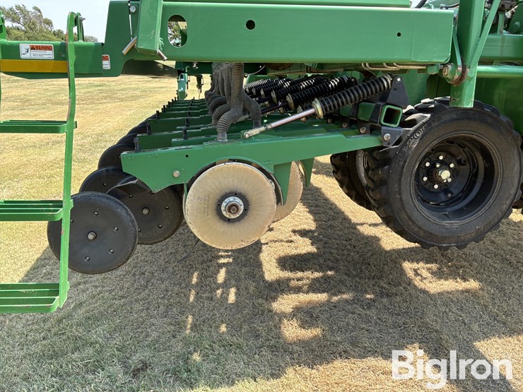 2005-great-plains-3s-4000hd-4810-double-disc-drill-image-14