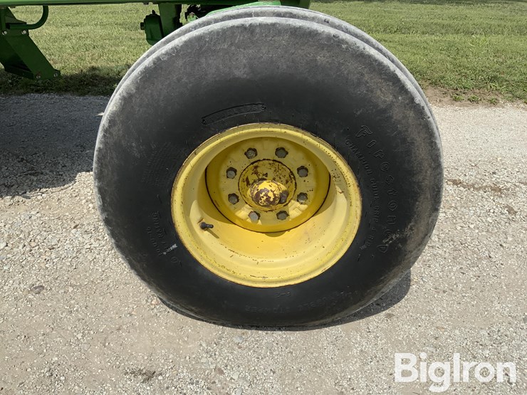 1982-john-deere-4240-2wd-tractor-image-20