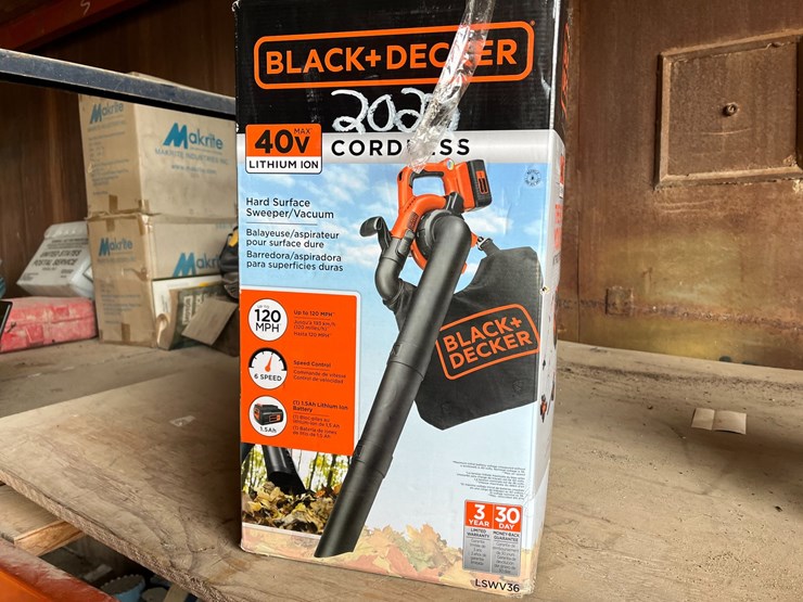 #2022-•-black-and-decker-cordless-hard-surface-sweeper/vacuum-image-2