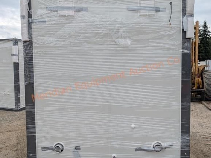 bastone-2-stall-portable-toilets--never-used-image-5