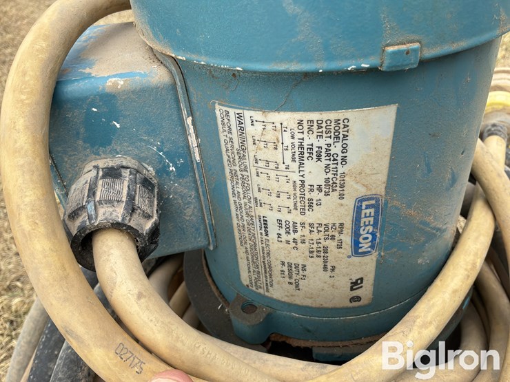 neptune-center-pivot-irrigation-chemical-fertilizer-pumps-image-12