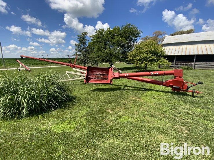 buhler-/-farm-king-1070-swing-away-hopper-auger-image-3