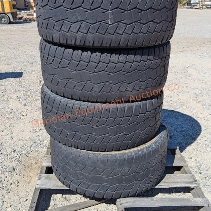 4-325/50R22 LT Truck Tires