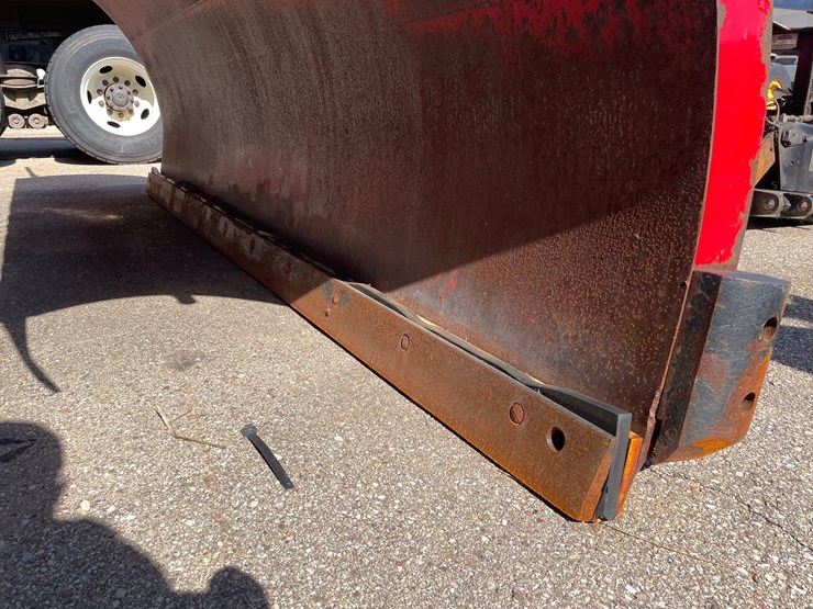 #1502-•-2018-international-7600-quad-axle-dump-truck-(has-wi-title)-with-accessories-image-65