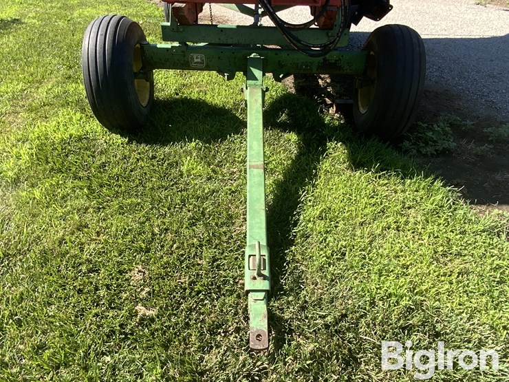killbros-275-bu-seed-tender/gravity-wagon-w/hydraulic-auger-image-12