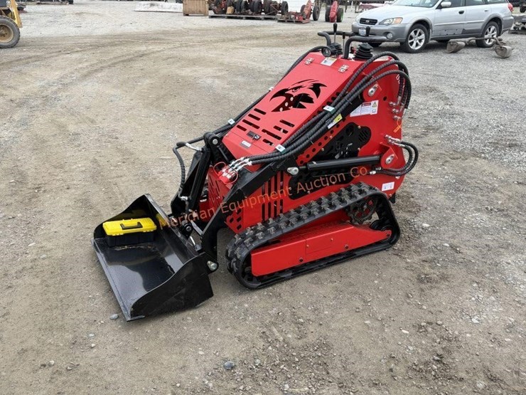 2026-sd-lanch-ssl60-mini-track-loader-image-12