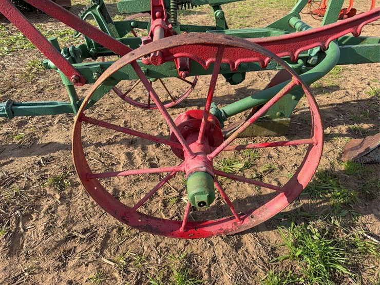 oliver-two-bottom-plow-image-10