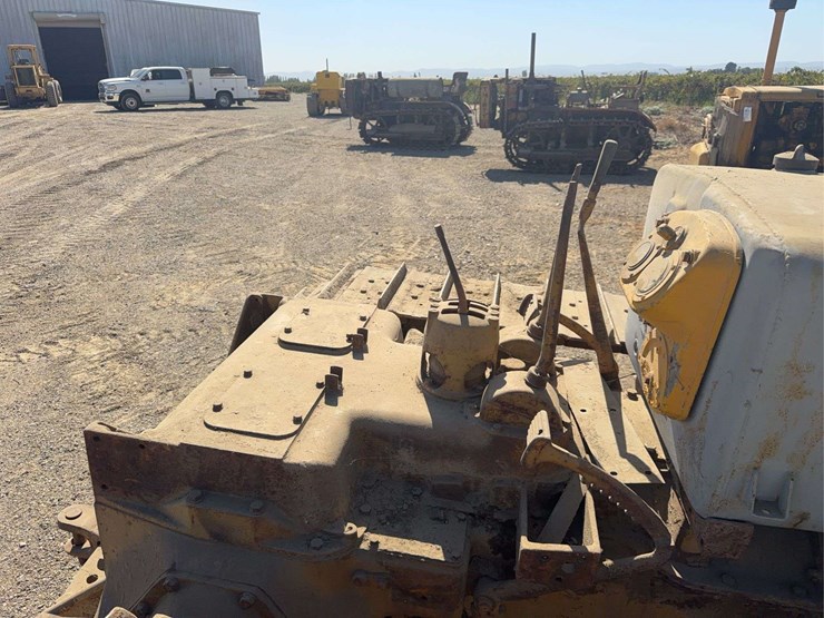 caterpillar-30-image-24