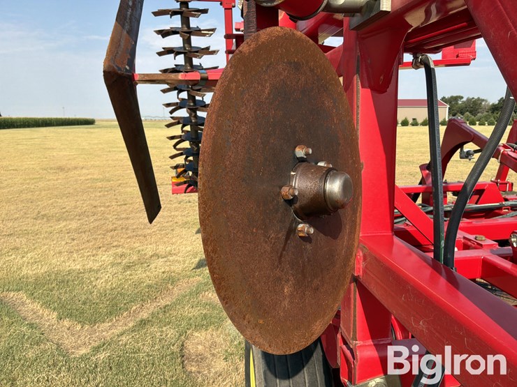 2017-sunflower-3372-7x6-sweep-plow-image-19