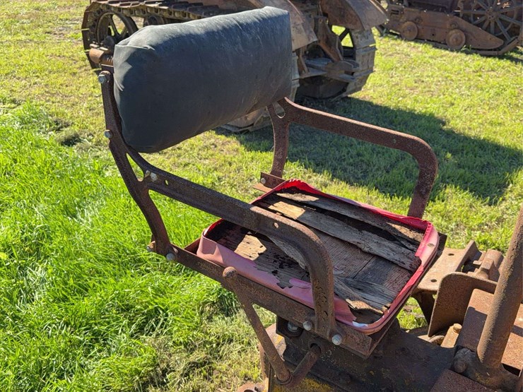 caterpillar-2-ton-image-19