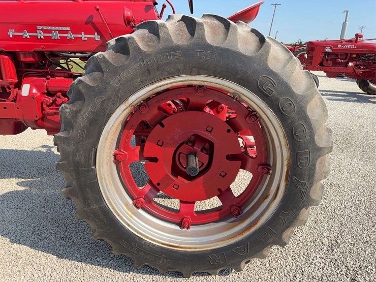 farmall-400-diesel-image-35