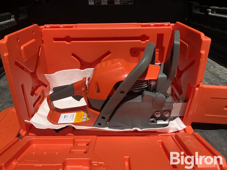 husqvarna-135-mark-ii-16”-gas-chainsaw-image-13