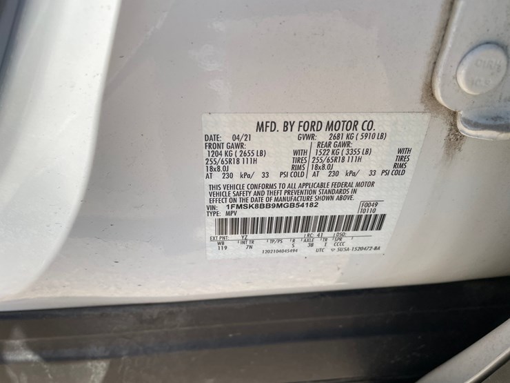 #1528-•-2021-ford-explorer-awd-suv-(has-wi-title)-image-23