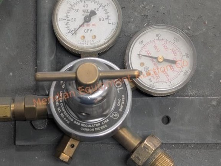 miller-millermatic-200-welder-image-14