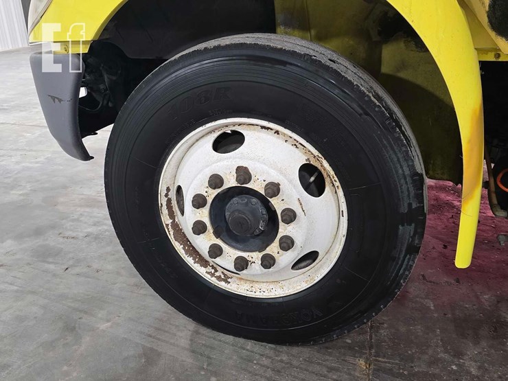 2010-international-durastar-4300-image-17