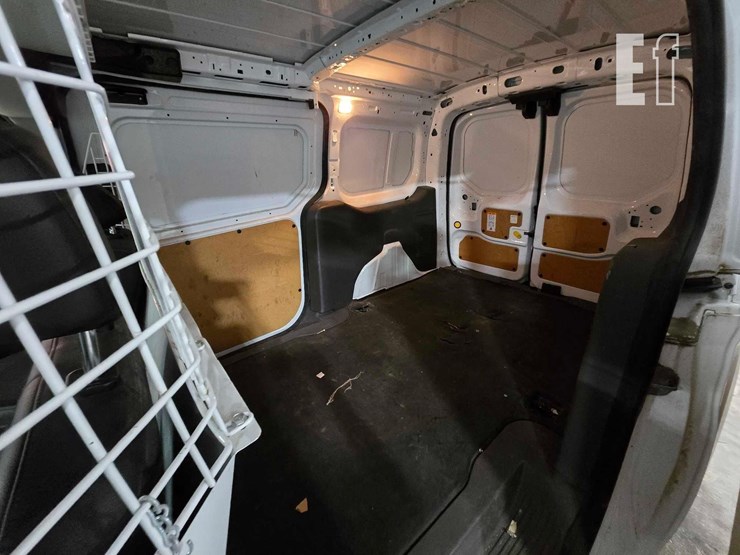 2019-ford-transit-connect-image-17
