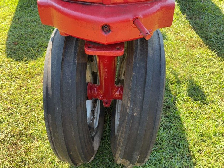 1948-farmall-h-image-13