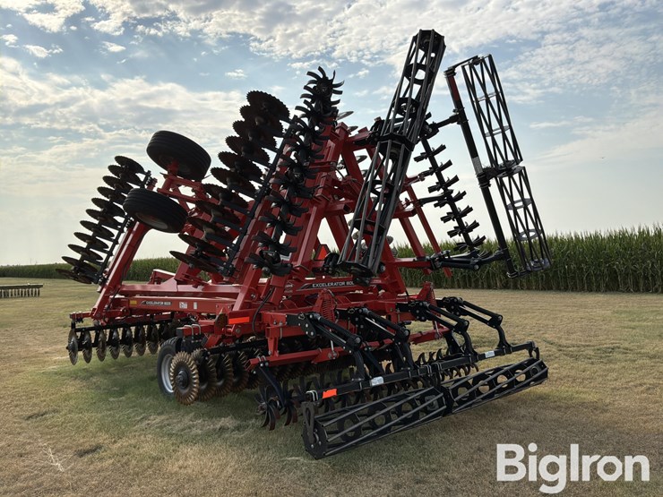 2018-kuhn-krause-excelerator-8005-vertical-tillage-image-7