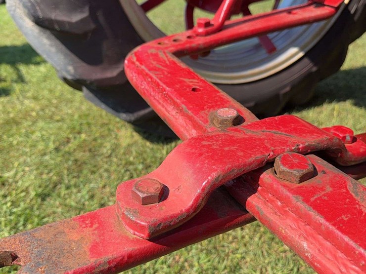 1942-farmall-m-image-37