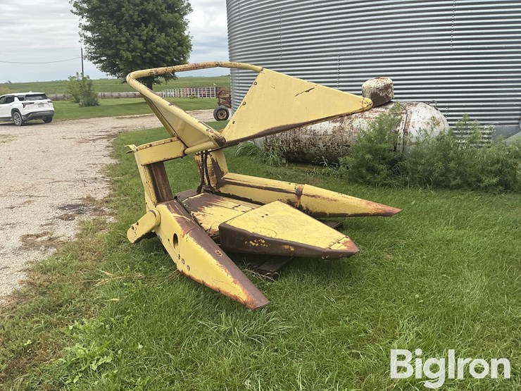 john-deere-2r-chopping-head-image-3