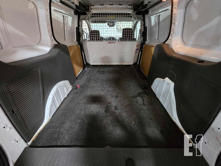 2022-ford-transit-connect-image-15