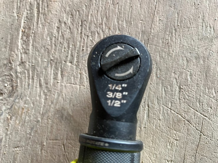 #3408-•-ryobi-1/4,3/8,1/2"-ratchet-image-4