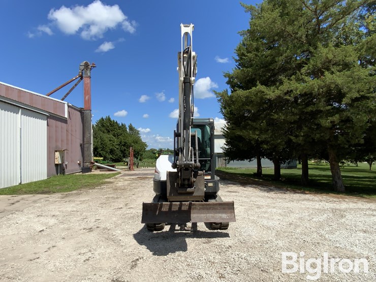 2011-bobcat-e42-mini-excavator-image-2